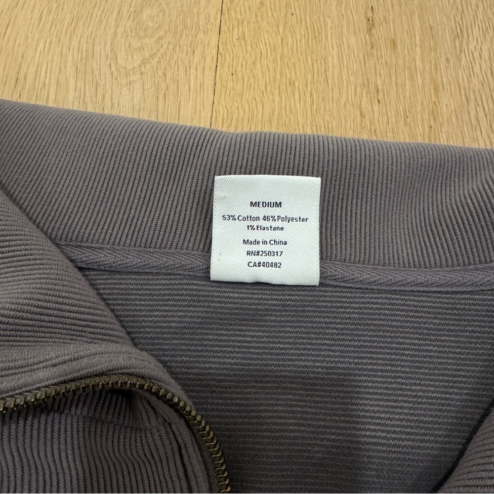 Varley Vine Pullover - image 6